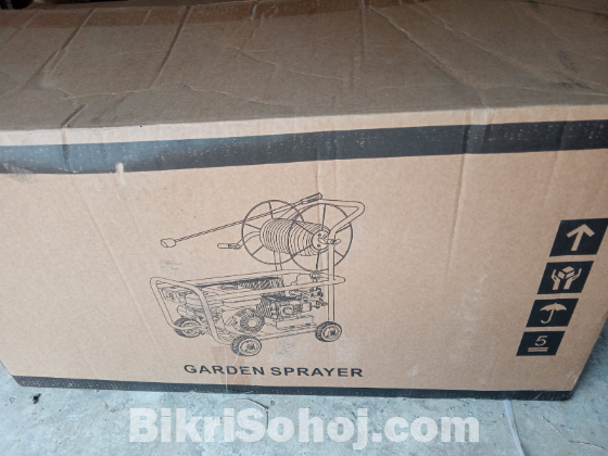 Garden sprayer